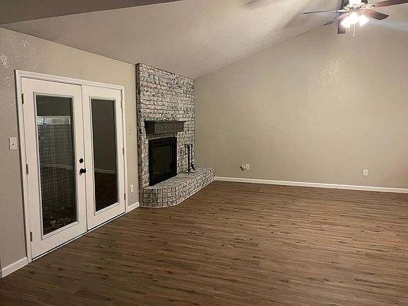 5th image of 1504 Stratford Dr