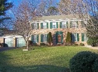 8081 Athena St, Springfield, VA 22153