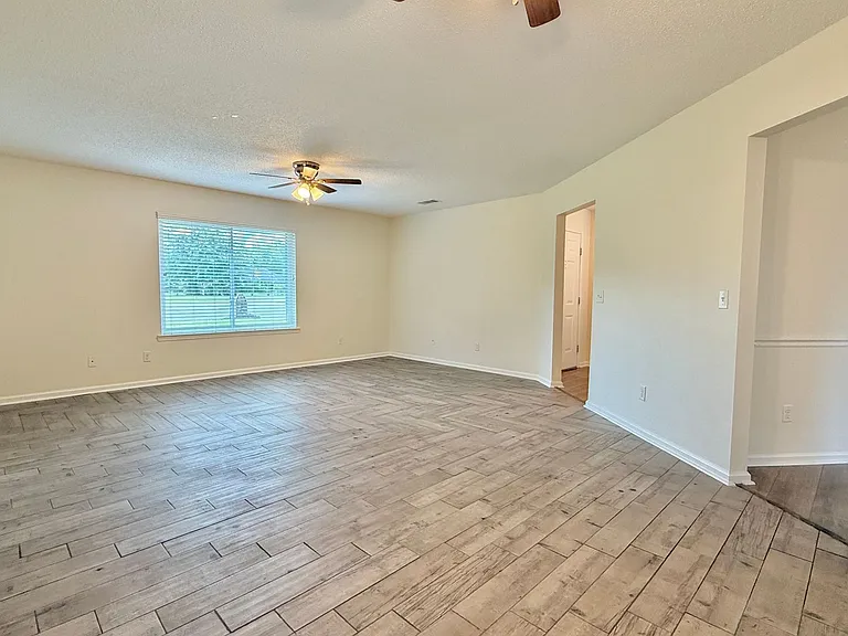 75 Woody Ct — Photo 13