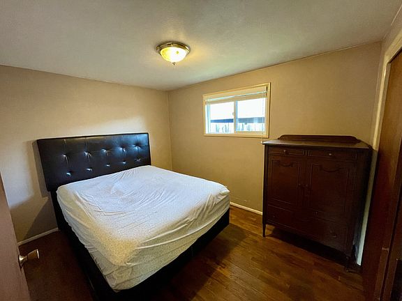 5th image of 1725 W 25th Ave