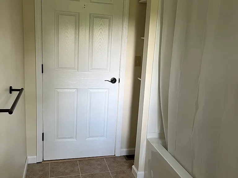6839 S James St — Photo 15