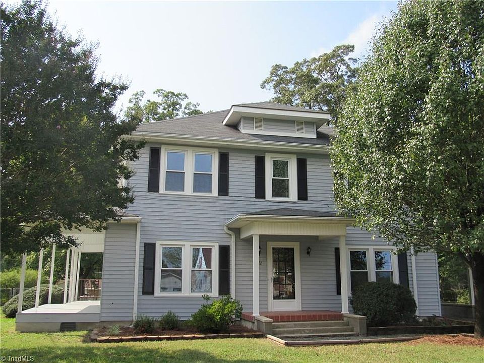 1st image of 322 Caswell St