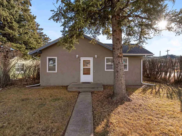 704 Crook St, Custer, SD 57730