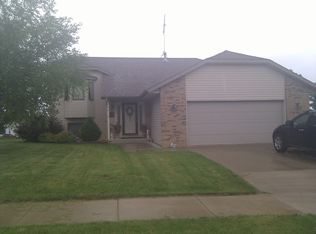1410 17th St SW, Faribault, MN 55021