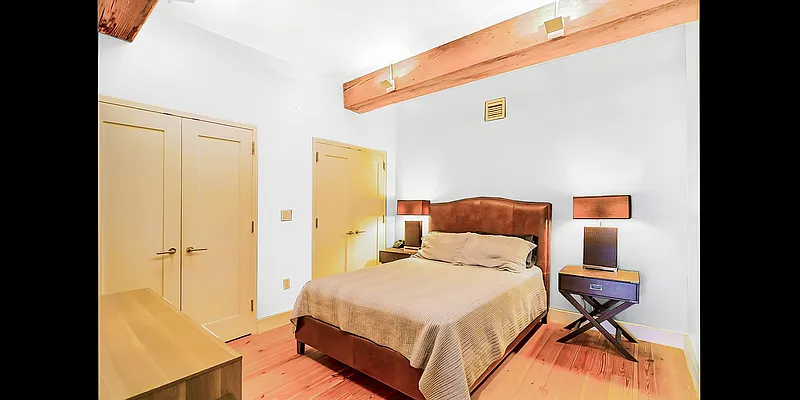 Rented by R New York | media 5