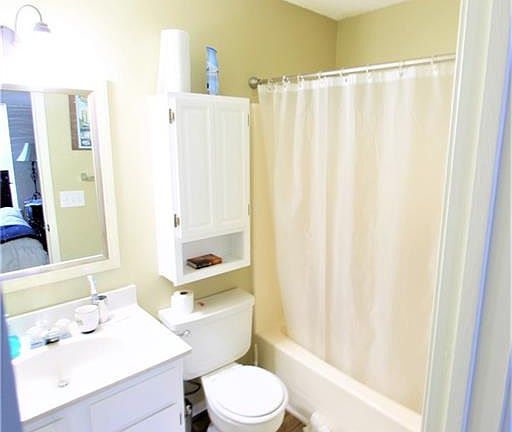 5th image of 2130 N Garland Ave