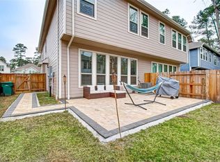 617 Aspen Falls Ct, Conroe, TX 77304