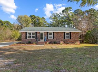 1462 Country Club Drive, Hampstead, NC 28443