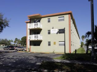 995 W 74th ST, Hialeah, FL 33014