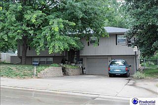 1st image of 3433 S 120th St