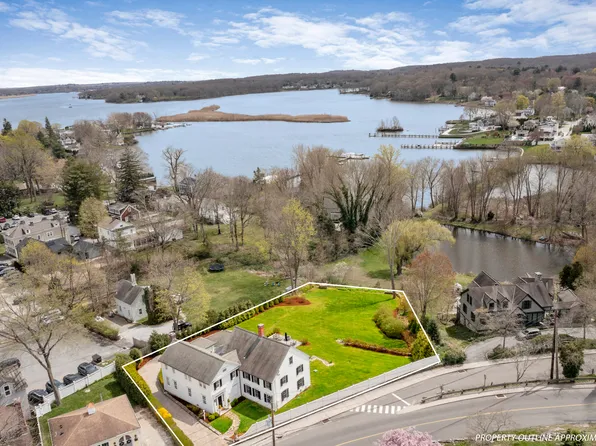 9 South Main Street, Essex, CT 06426