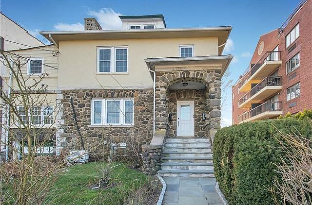 1st image of 109 Hillside Pl
