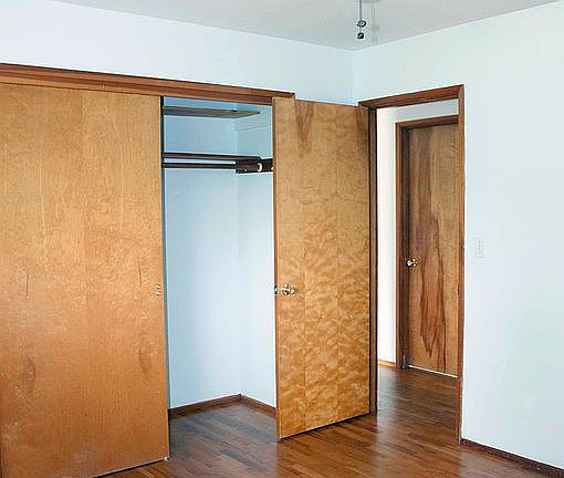 4th image of 8901 To 8905 Lawndale Ave SW