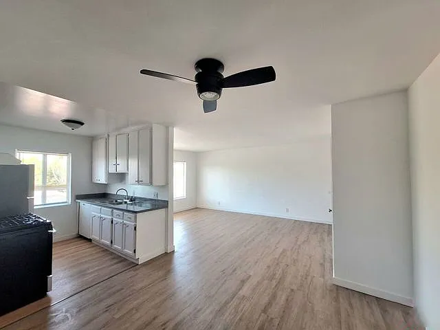 1 bed, 642 sqft, $2,100 — Photo 2