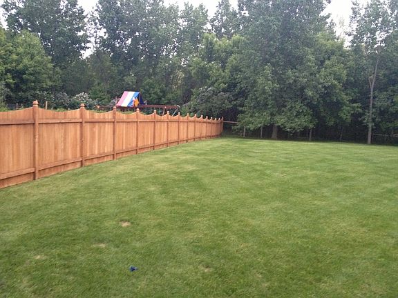 Huge Backyard with privacy fence