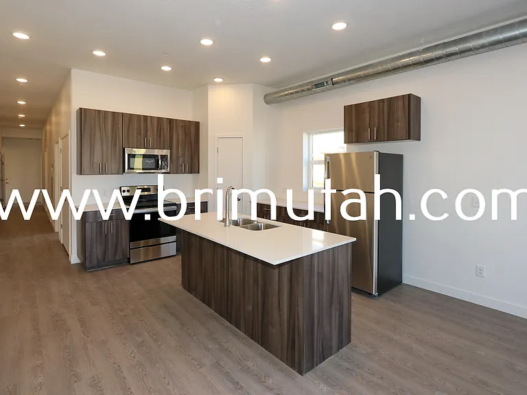 945 S Washington St #203 — Photo 6