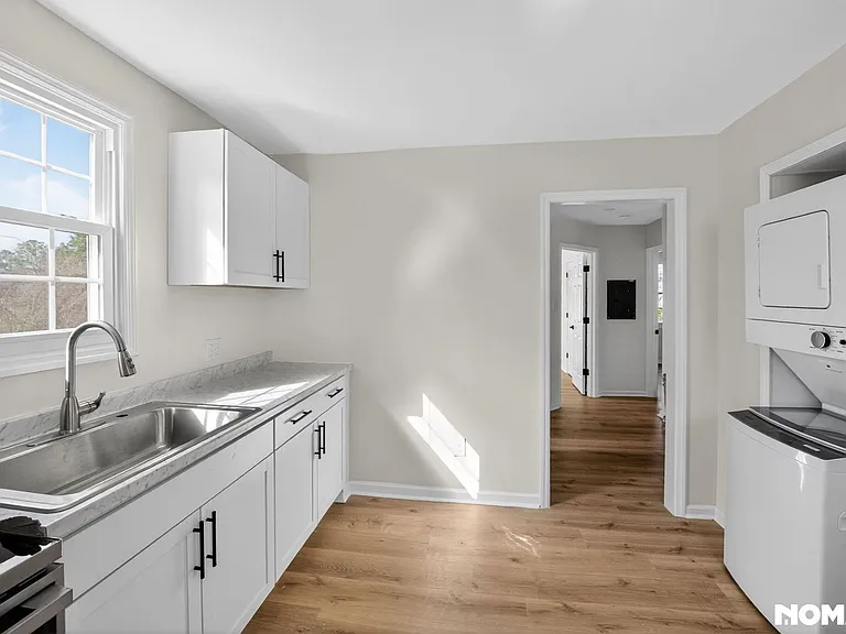 217 Pecan Rd — Photo 4