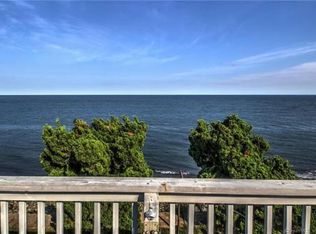 40 Hilldale Ct, Milford, CT 06460