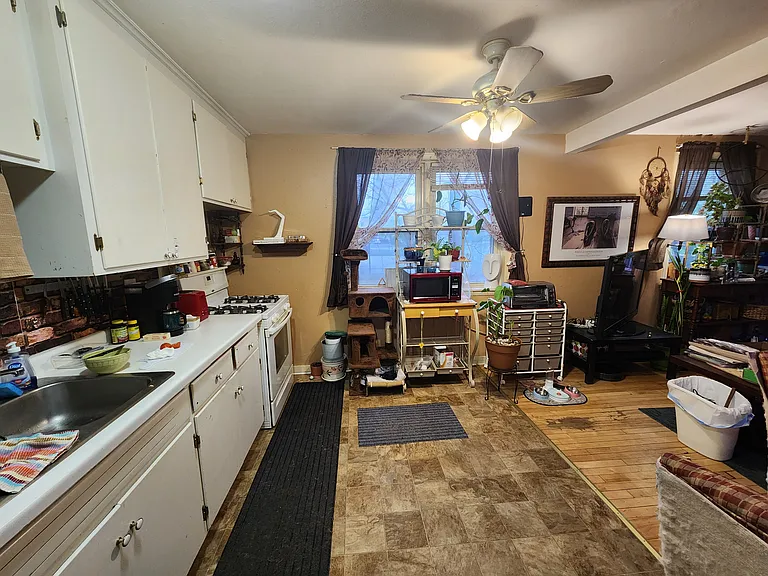 2120 Minnehaha Ave #2 — Photo 3