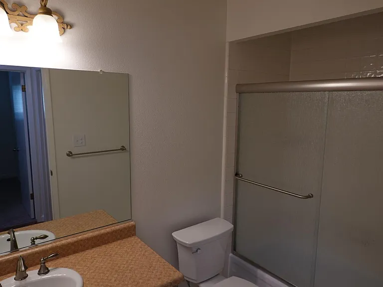 2505 Murray St — Photo 10