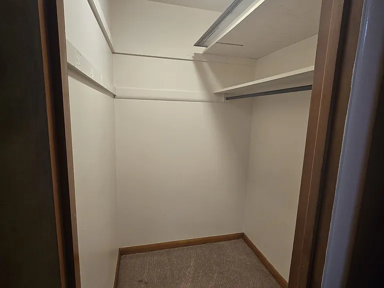 1505 Park Ln — Photo 12