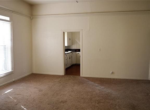 3rd image of 2313 Oneal St