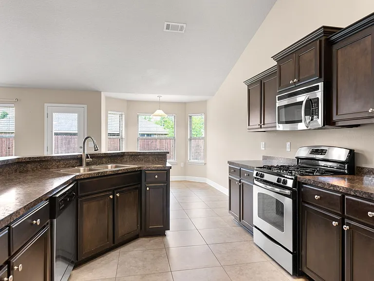 4599 Belvedere Cir — Photo 7