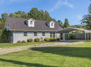 121 Manchester Rd, Oak Ridge, TN 37830