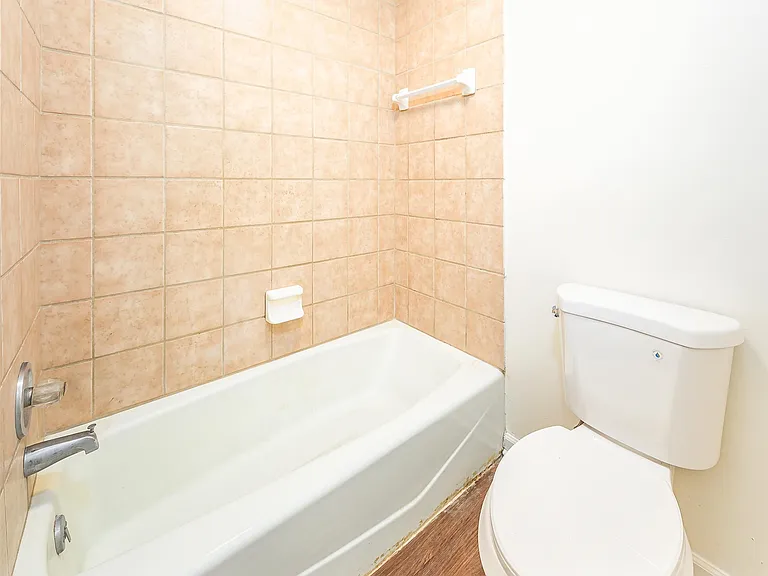 216 Dixie Dr #7 — Photo 12