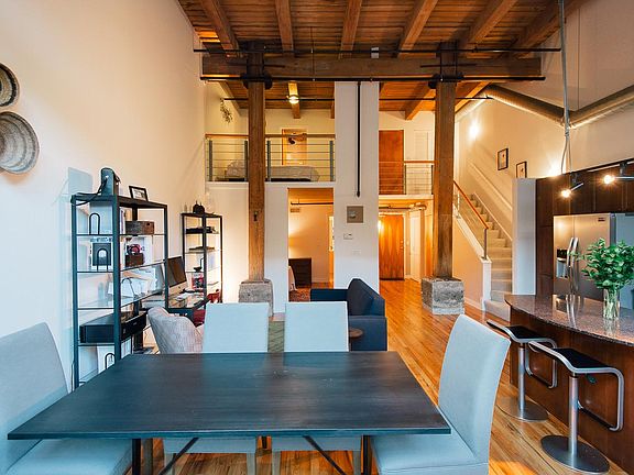 4th image of 2111 W Churchill St APT 208