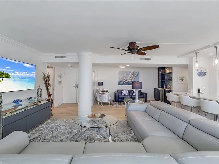 4041 Gulf Shore Blvd N #1705 — Photo 4
