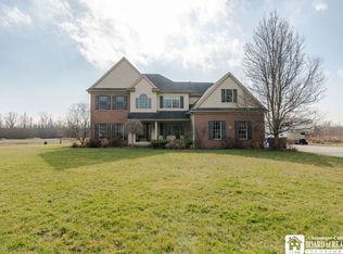 8945 Sesh Rd, Clarence Center, NY 14032