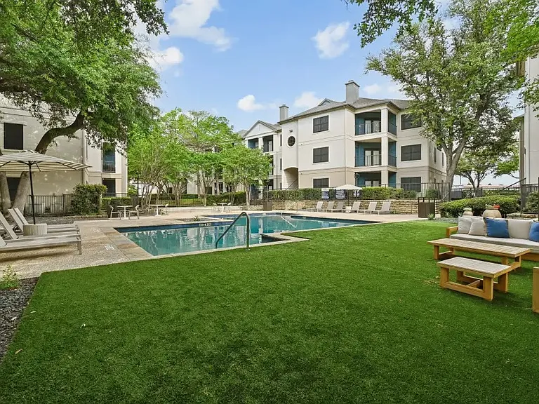 18958 Dallas Pkwy #1 — Photo 18