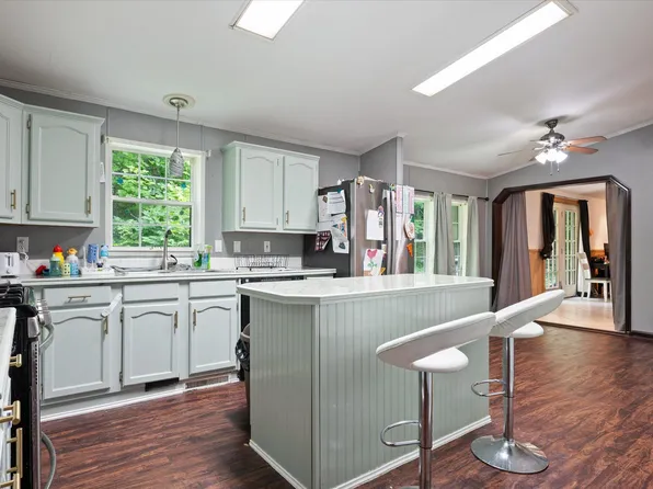 469 Western Avenue, Dixmont, ME 04932
