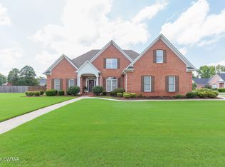 11 Fieldview Cv, Jackson, TN 38305