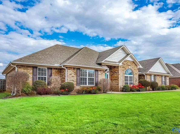 13140 Summerfield Dr, Athens, AL 35613