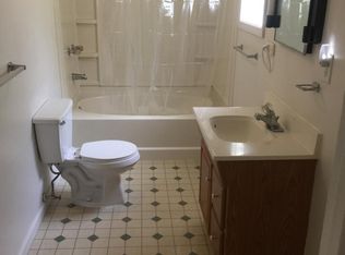 505 Douglas St APT 1, Bloomington, IL