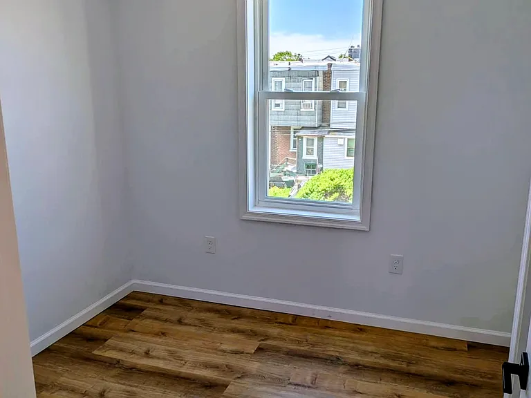 1028 W Olney Ave #2 — Photo 6