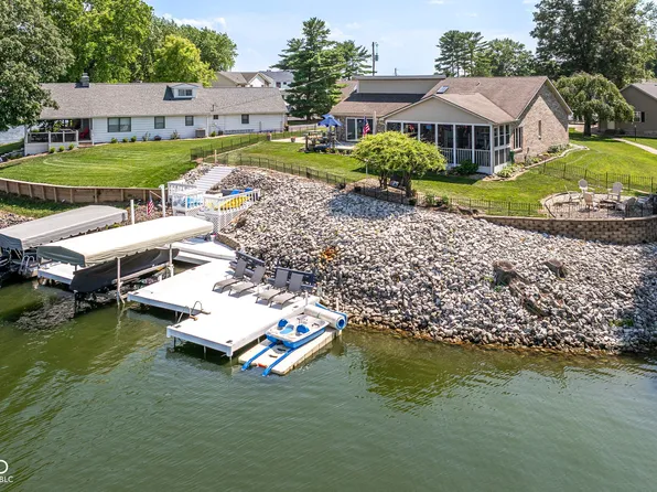 187 Mill Spgs, Coatesville, IN 46121