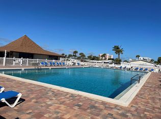 883 Pirates Cove Ln, Hutchinson Island, FL 34949