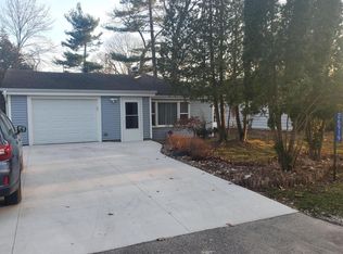 26919 104th Pl, Trevor, WI 53179