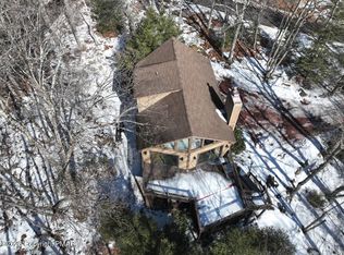 109 Greenwood Rd, Lake Harmony, PA 18624