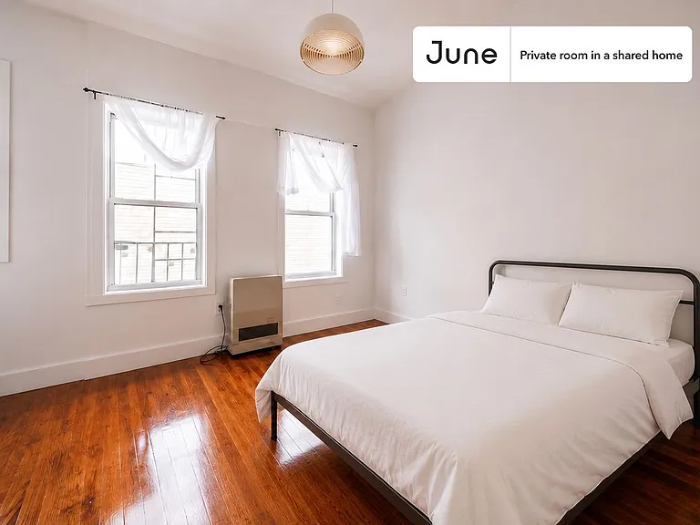 255 Evergreen Ave #A — Photo 1