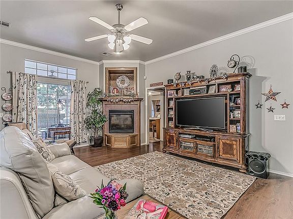 5th image of 10508 Ashford Dr