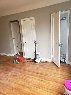 Rented by Smart NY Realty LLC | media 4