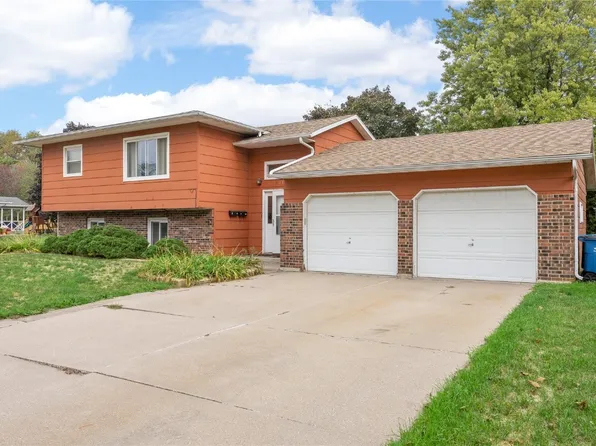 301 8th St NW, Mount Vernon, IA 52314