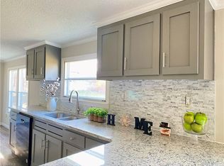 742 Graves Rd, Reidsville, NC 27320