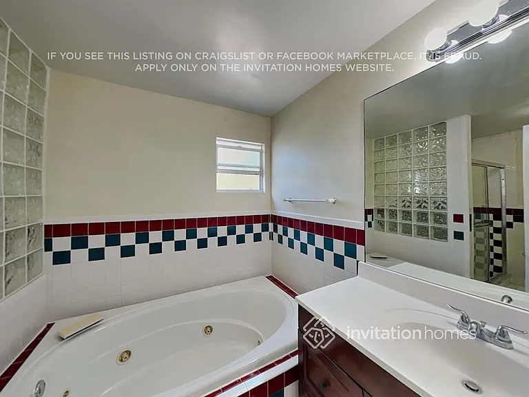 9853 SW 221st St — Photo 14