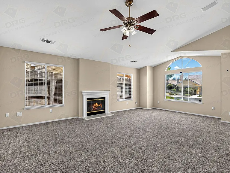 2713 Mozart Dr — Photo 5