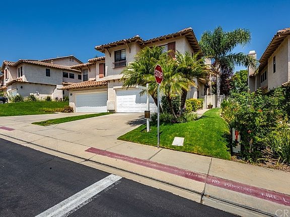 3rd image of 1566 San Fernando Dr